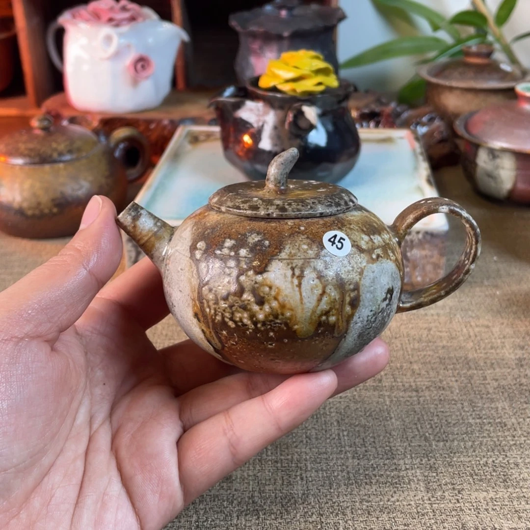 苹果壶。  柴烧。 珍珠泥