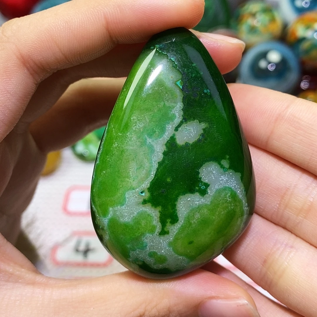 玛瑙/玉髓未镶嵌珠宝奇石