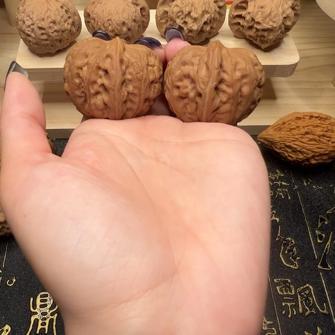 把件桃核元宝40手把件