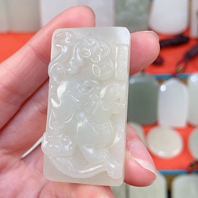 【闪购商品】颈饰未镶嵌和田玉