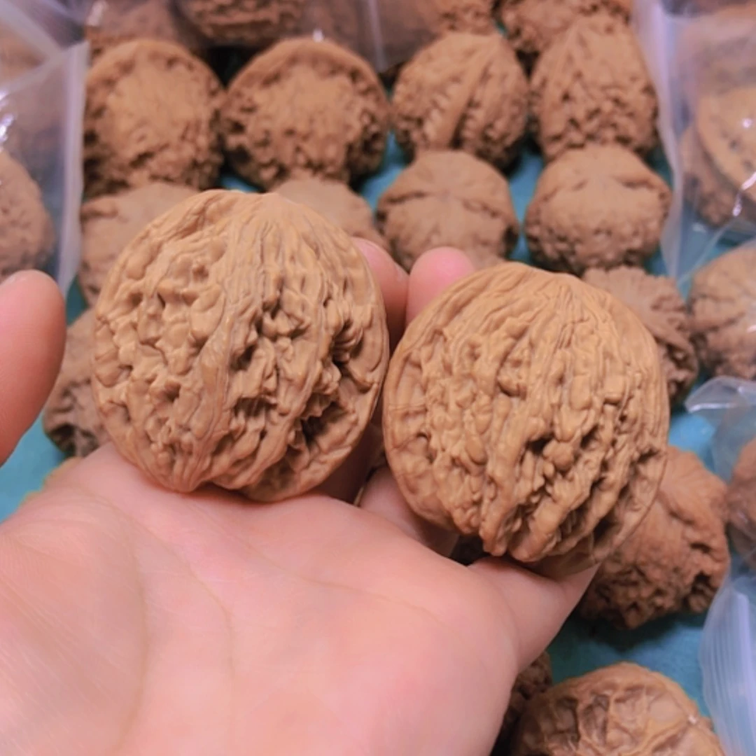 【闪购商品】摆件核桃41麦虎练手对