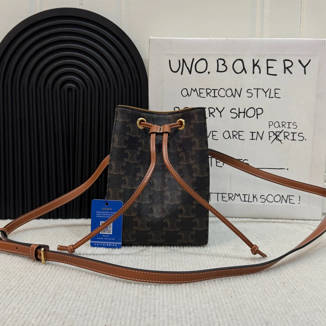 99新 Celine/思琳 老花凯旋门水桶