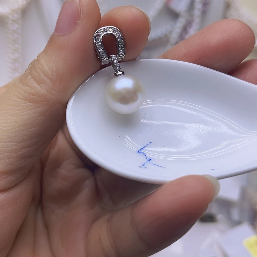 未镶嵌淡水珍珠吊坠或者耳钉