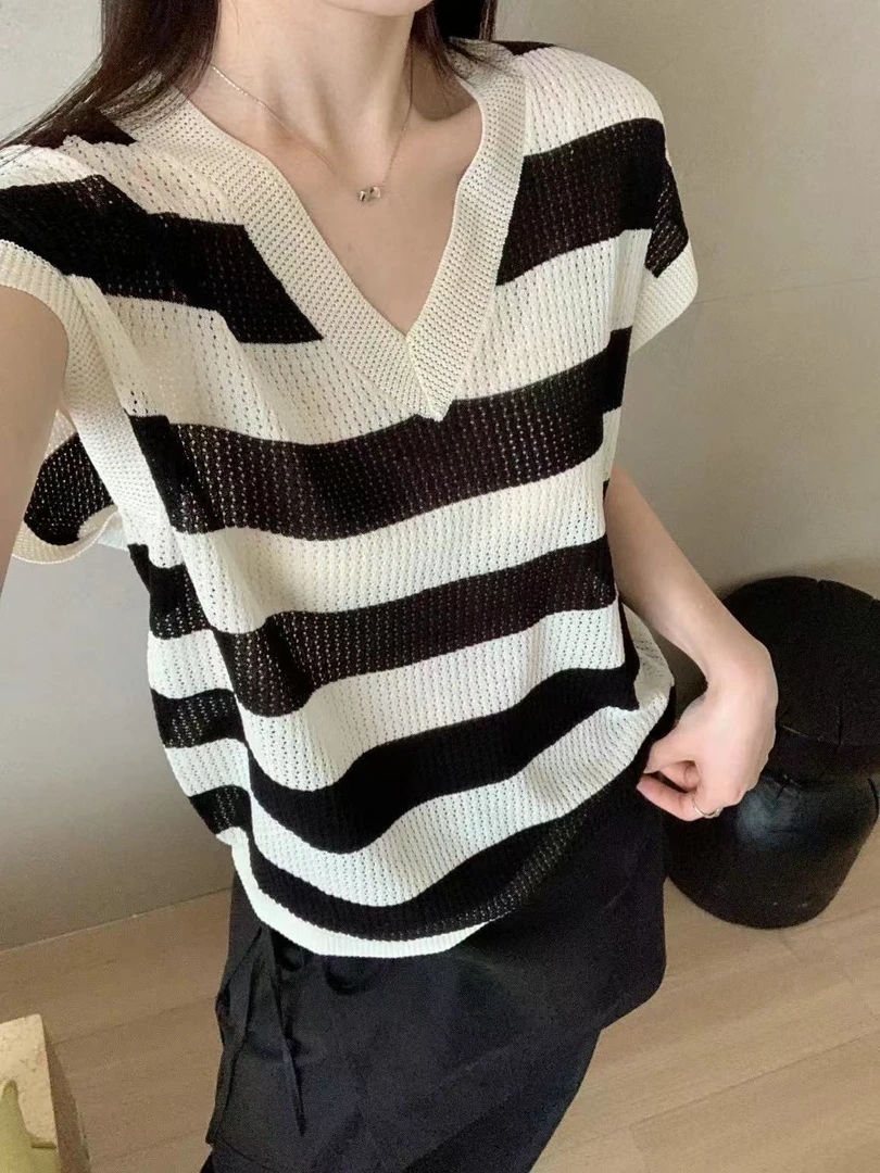 针织设计感百搭洋气吸汗V领短袖韩版夏季薄款女装T恤