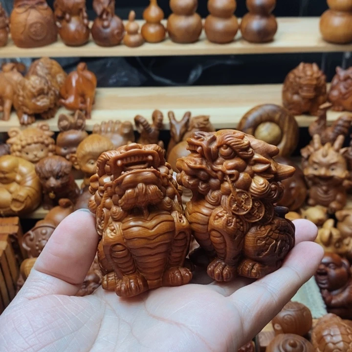 木质9****号崖柏木雕。。。