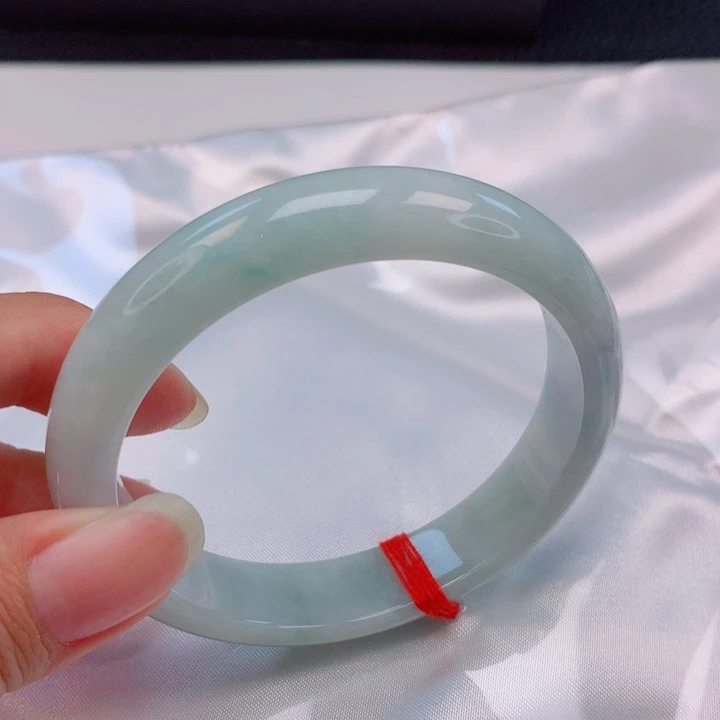 源***你翡翠未镶嵌手镯54圈