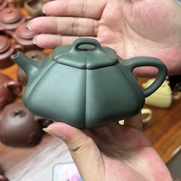 罗***大茶壶紫砂筋纹石瓢