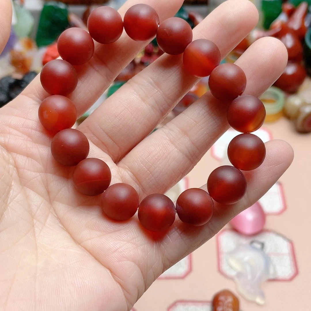 玛瑙/玉髓颈饰合金陪**老