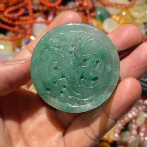 【闪购商品】石英质玉（黄龙玉）未镶嵌颈饰