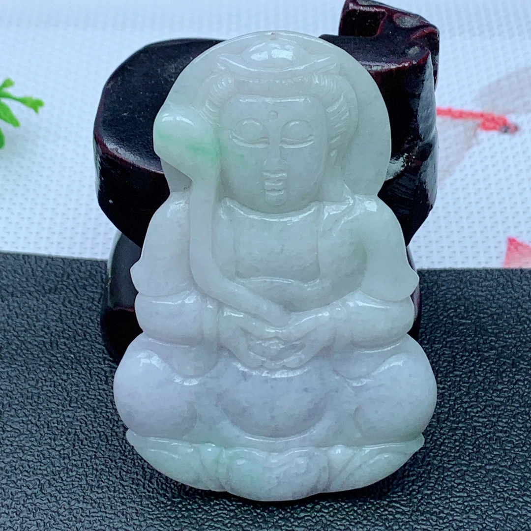 缅甸天然A货翡翠 淡春彩观音吊坠
