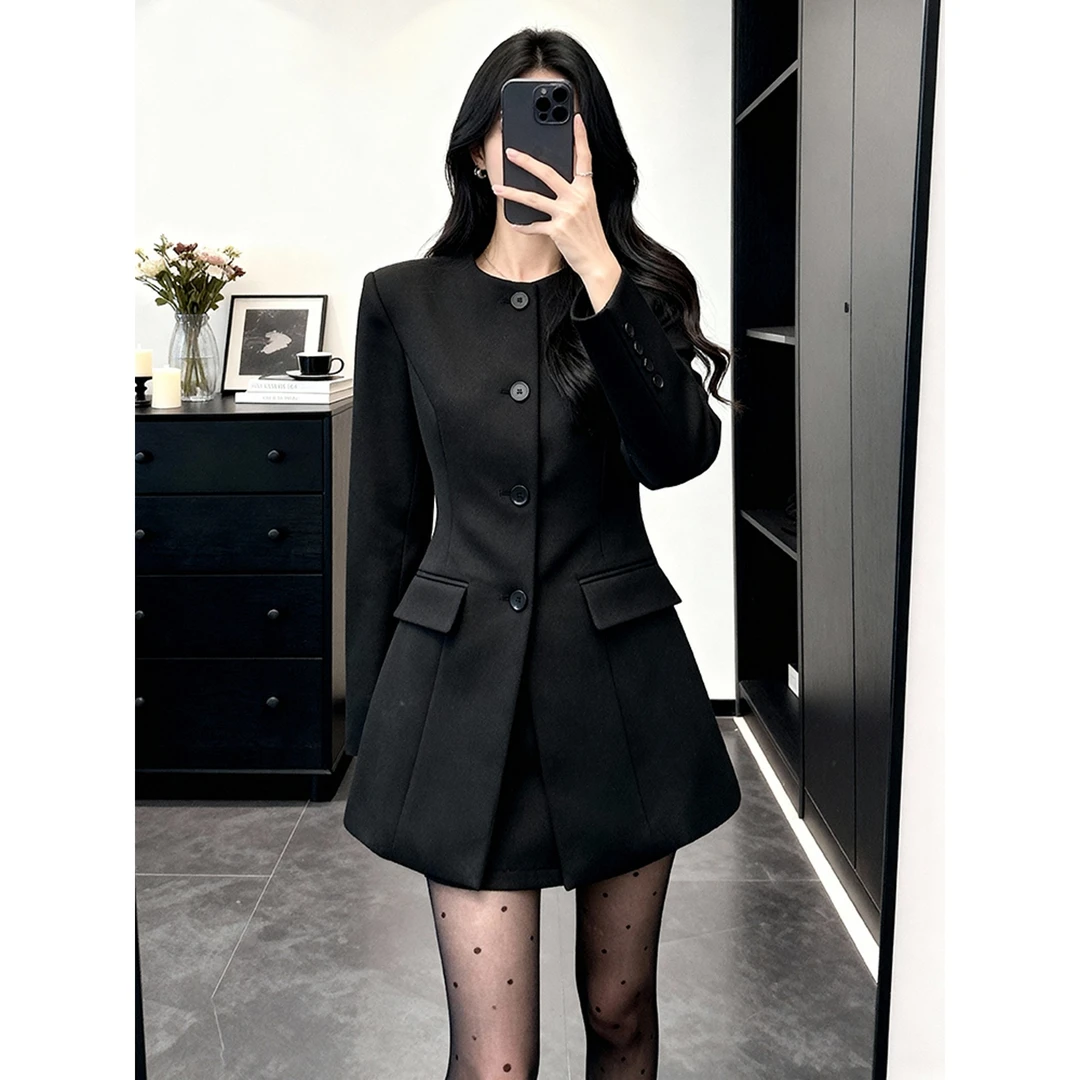 秋冬季新款无彩色美学黑色中长款收腰西装外套职场不费力穿搭西服