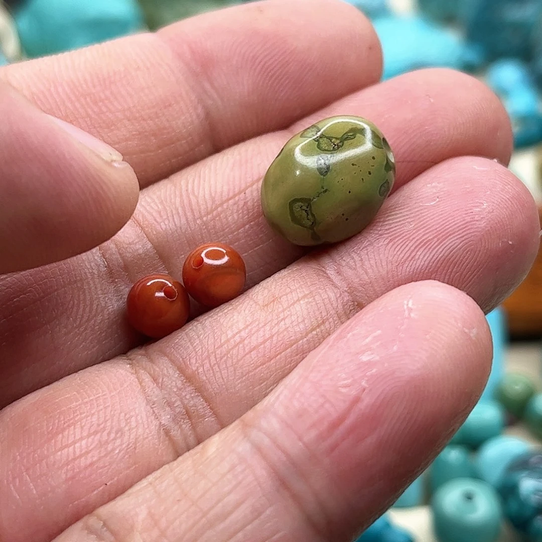 南红玛瑙随形未镶嵌
