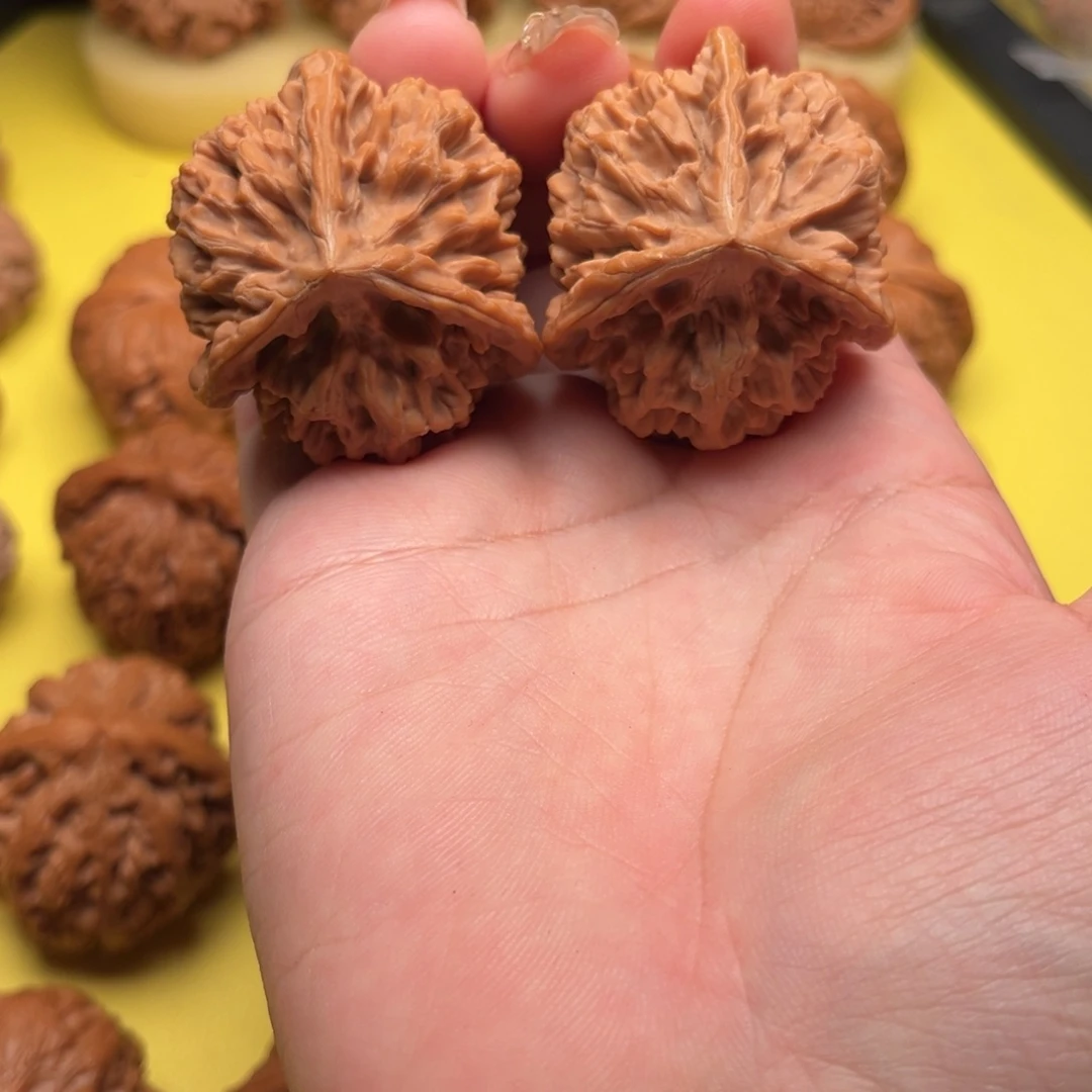 吊坠桃核44帝王三愣文玩核桃