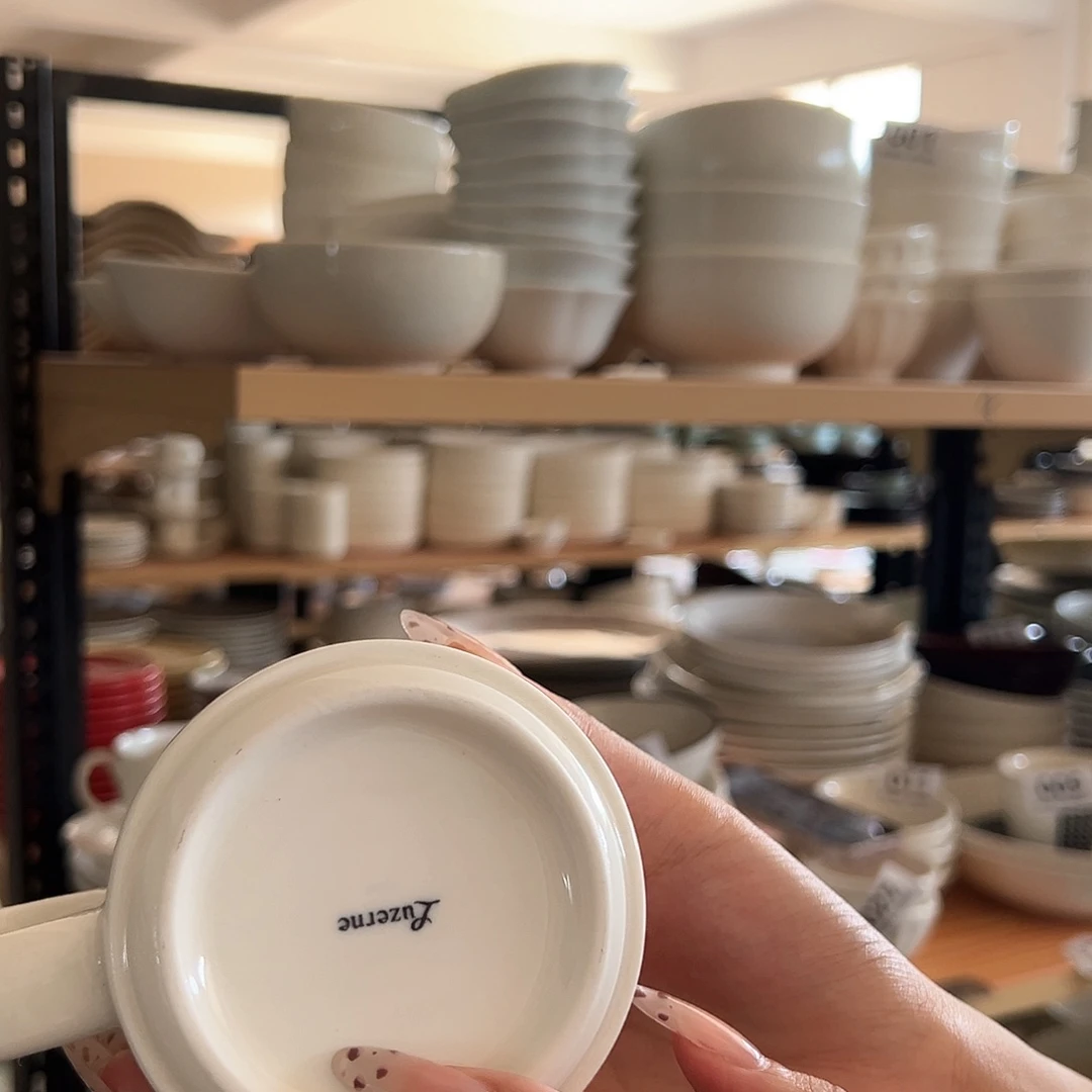 新骨瓷32微瑕大号暖白带标马克杯