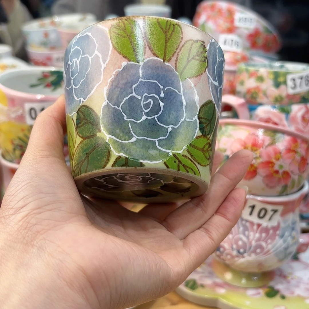 瓷片兔兔盖茨。兔兔
