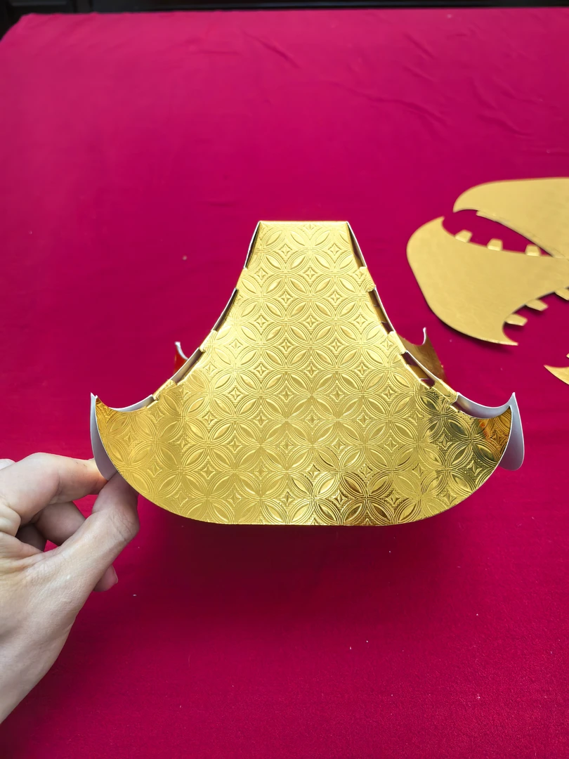 塔顶半成品烫金压花自粘屋顶