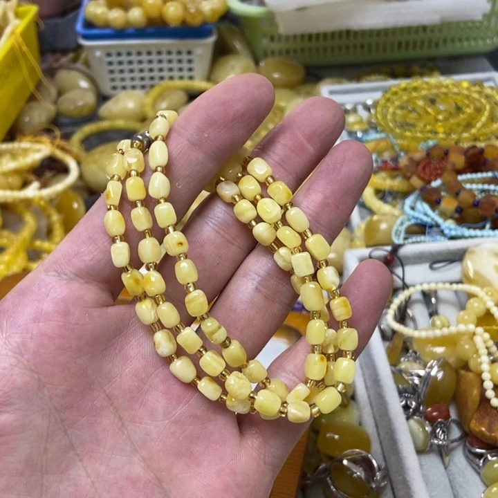 蜜蜡未镶嵌裸石多样性发货