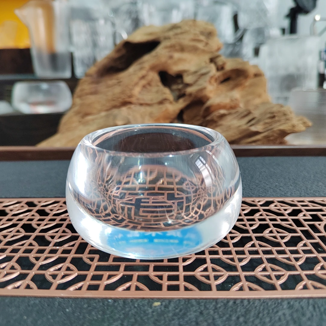 原矿水晶品茗杯，全净体，全透明