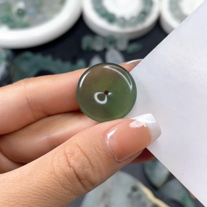 定制翡翠未镶嵌天然翡翠
