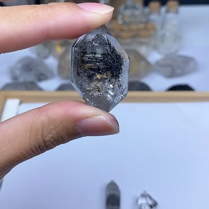 水晶颈饰未镶嵌魔*闪灵钻