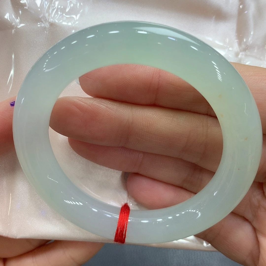 翡翠未镶嵌手镯53.3圆条