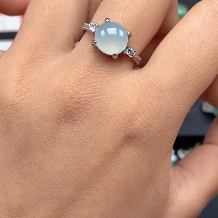 翡翠未镶嵌戒指戒指