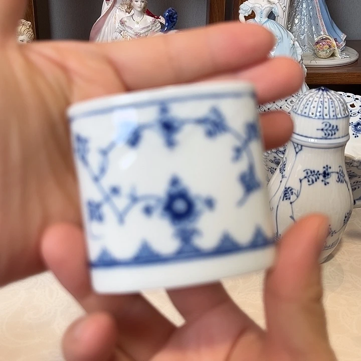 杯欧洲中古瓷器摆件