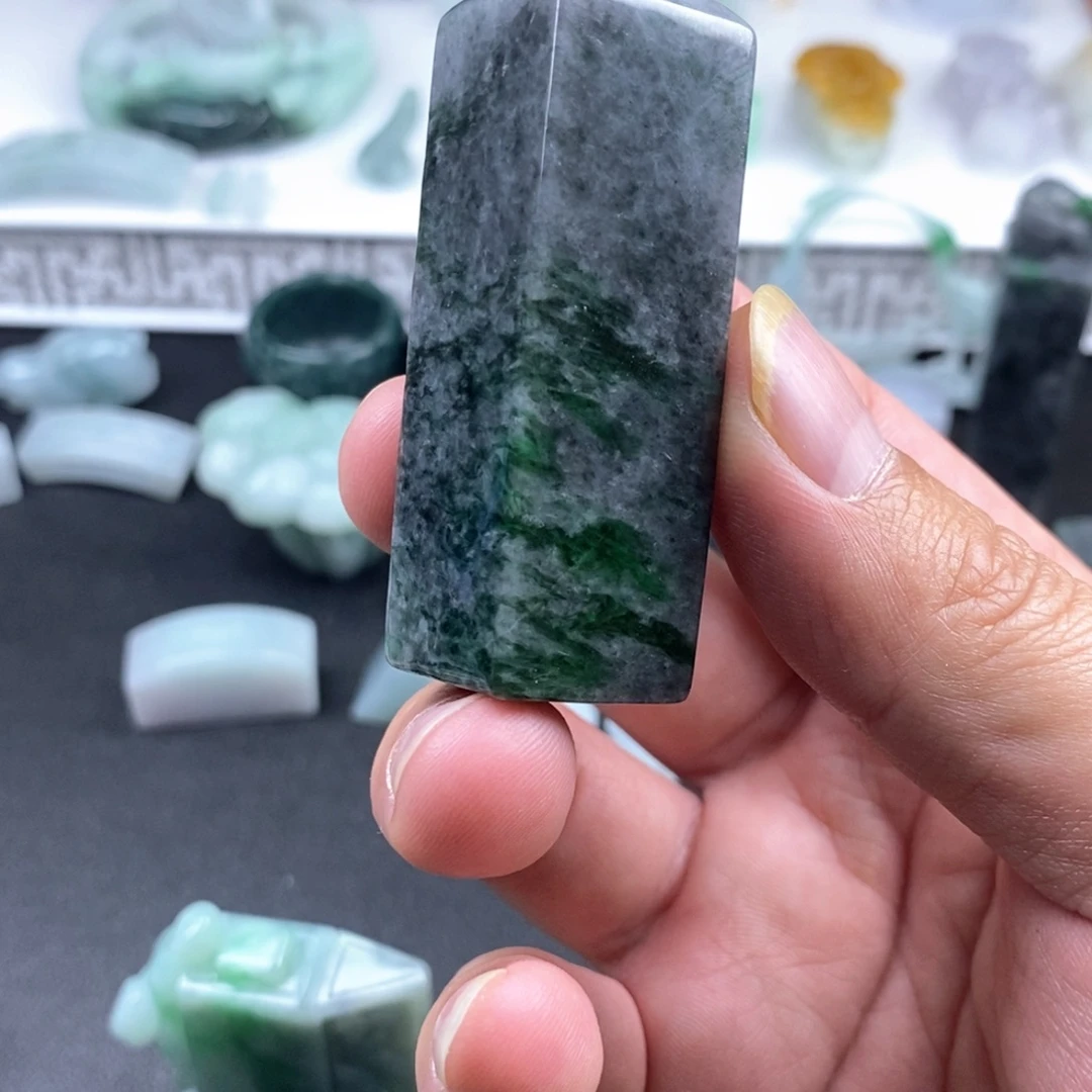 翡翠未镶嵌颈饰天然翡翠