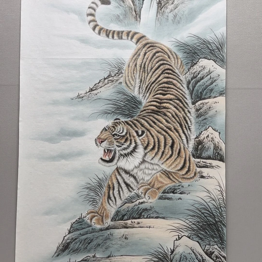 国画精品工笔六尺下山虎贾敏