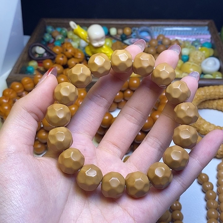 手串猴头核桃猴头手串猴头手串