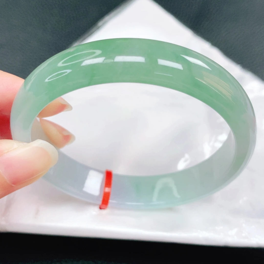 翡翠未镶嵌手镯59圈