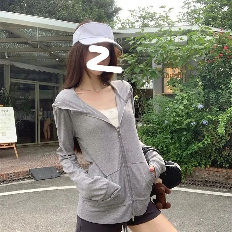 运动风透气防晒开衫女春夏季薄款长袖连帽外套休闲宽松设计感上衣