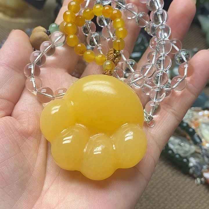 @***n蛇纹石玉未镶嵌颈饰