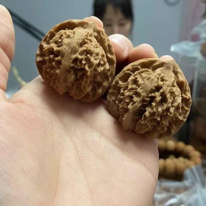 文玩核桃把件40皇冠差一