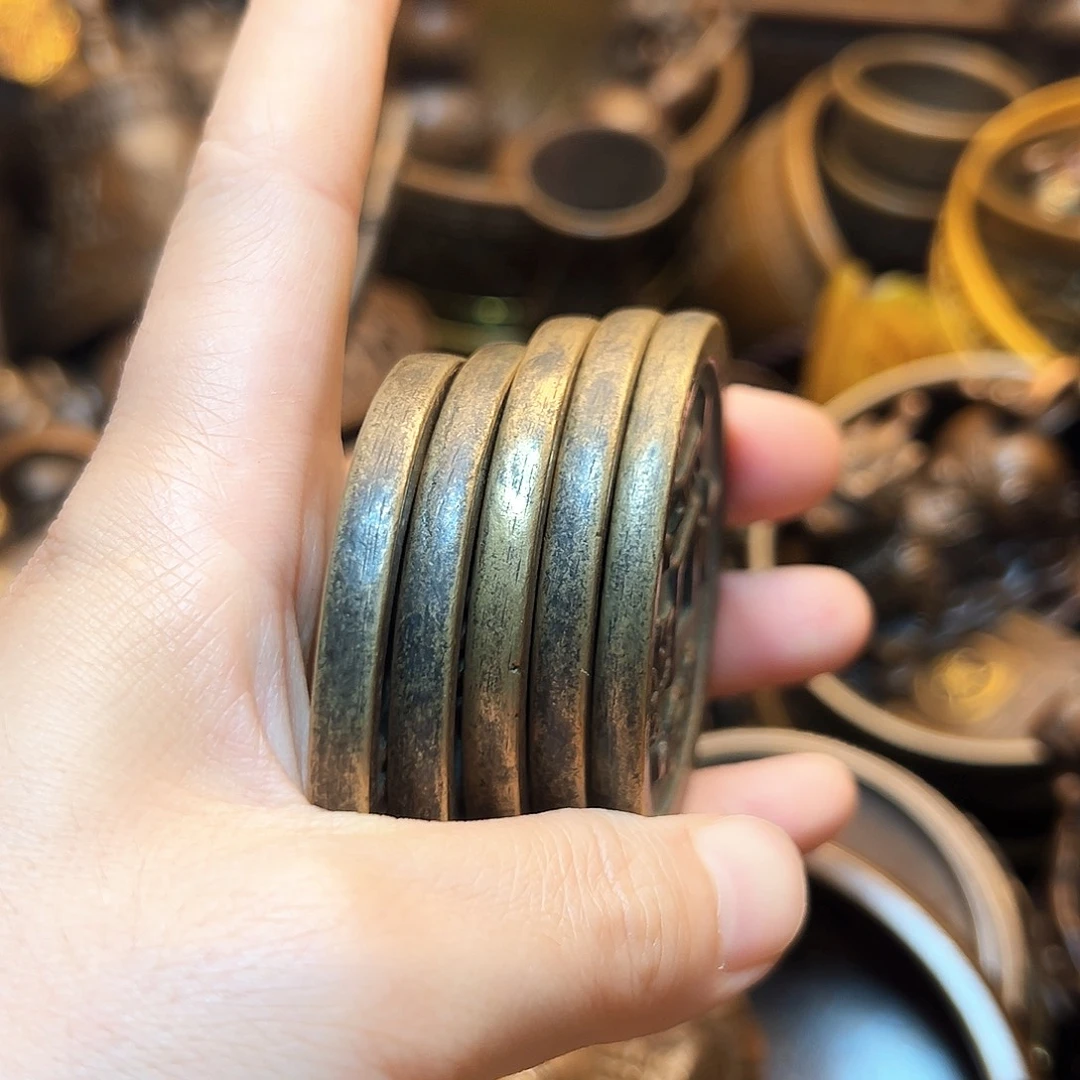 精美铜器工艺品等