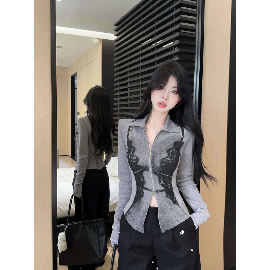 秋季短款链条辣妹印花修身长袖上衣女针织衫外套酷飒风女装高级感