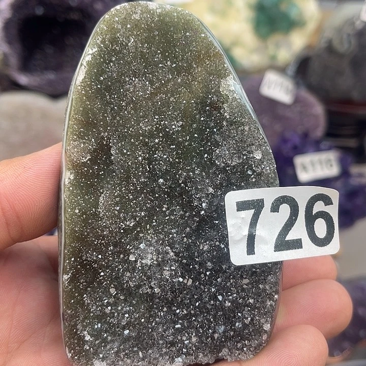 未镶嵌水晶大型摆件（非配饰）