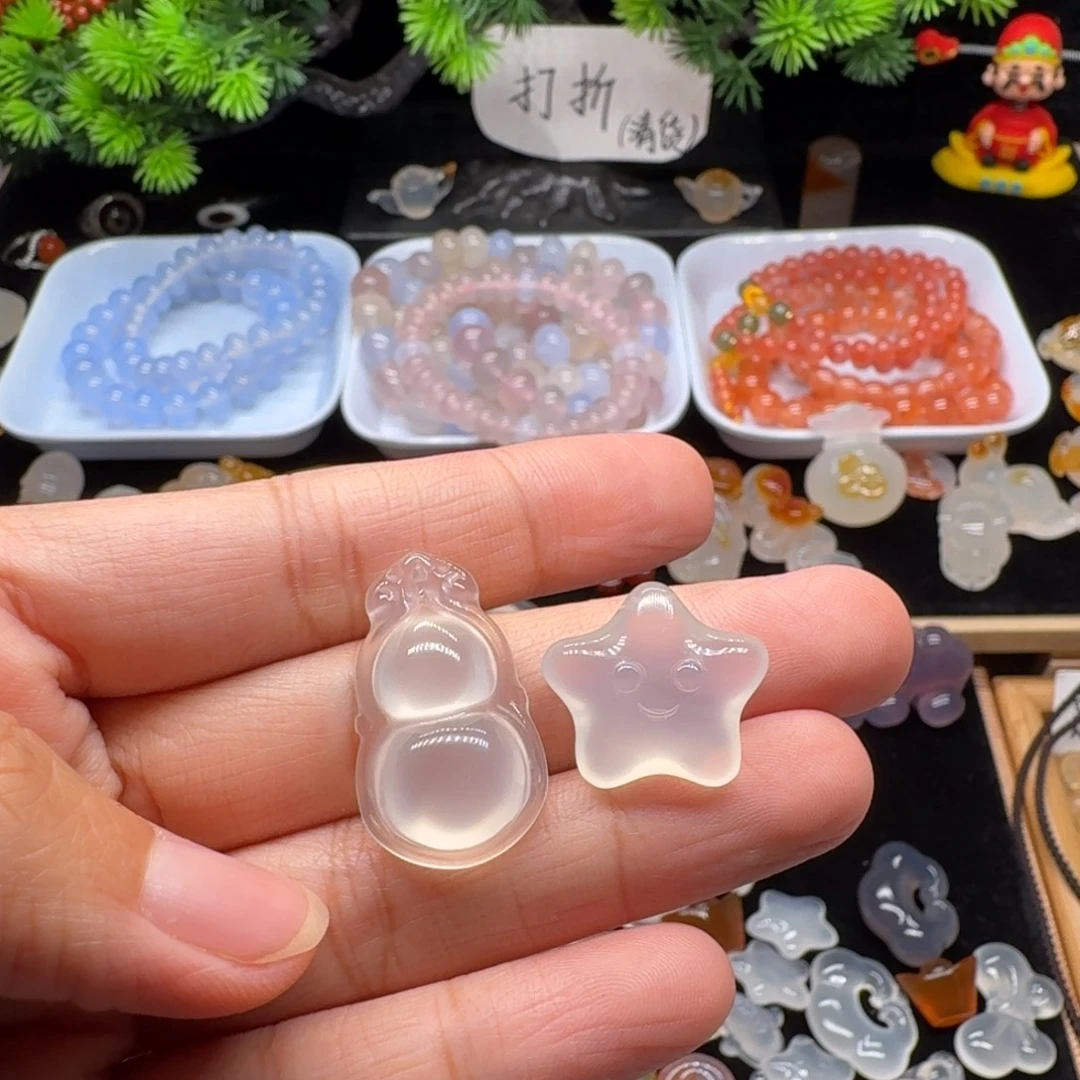微***付玛瑙/玉髓颈饰未镶嵌