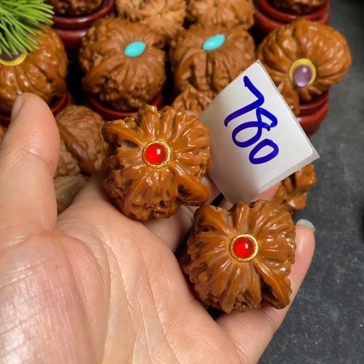 文玩核桃把件磨盘山780