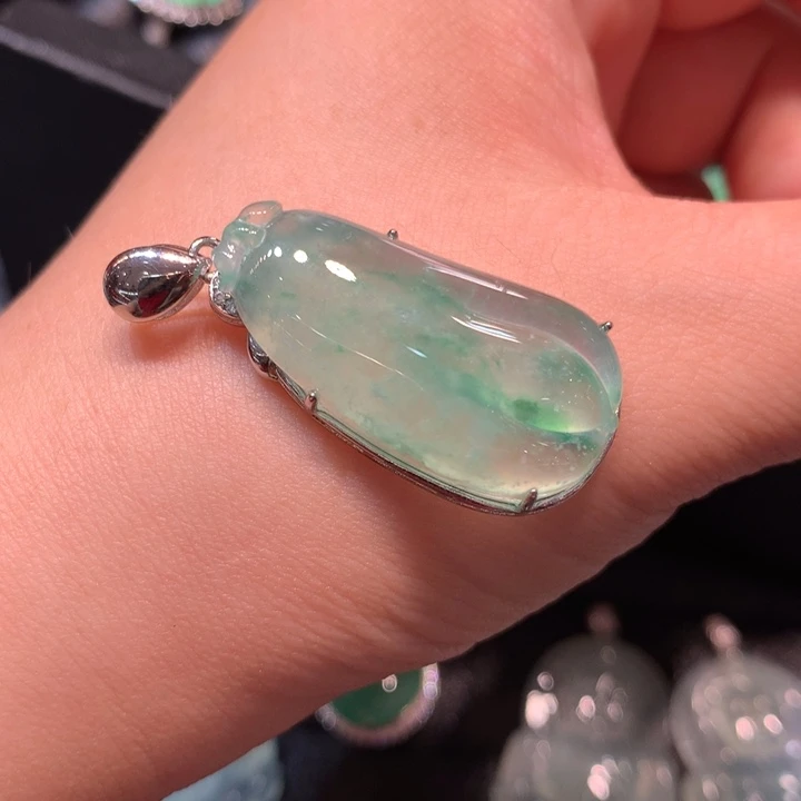 【闪购商品】翡翠银S925镶嵌颈饰