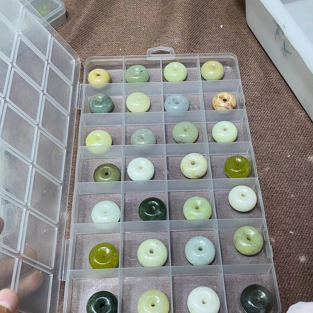 合金蛇纹石玉颈饰269
