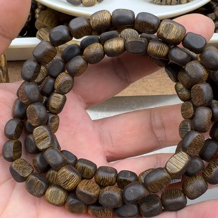 一***物沉香手串张勺子手串18克加