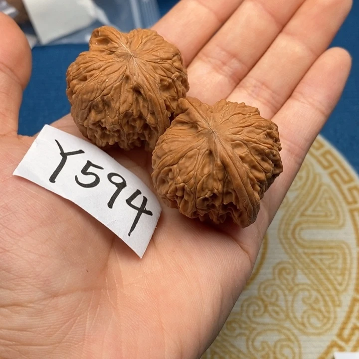 文玩核桃把件核桃