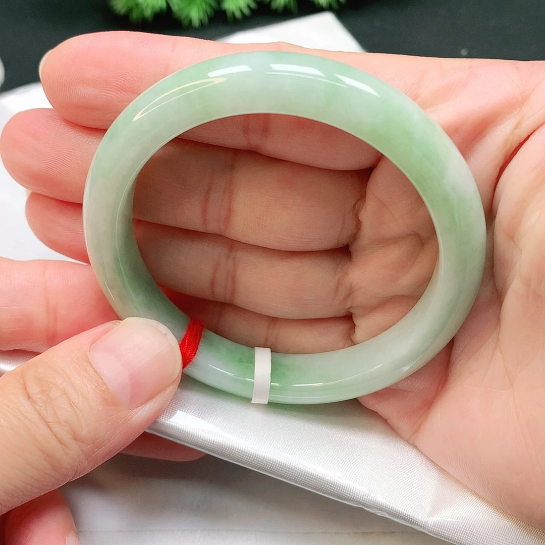 翡翠手镯未镶嵌手镯53