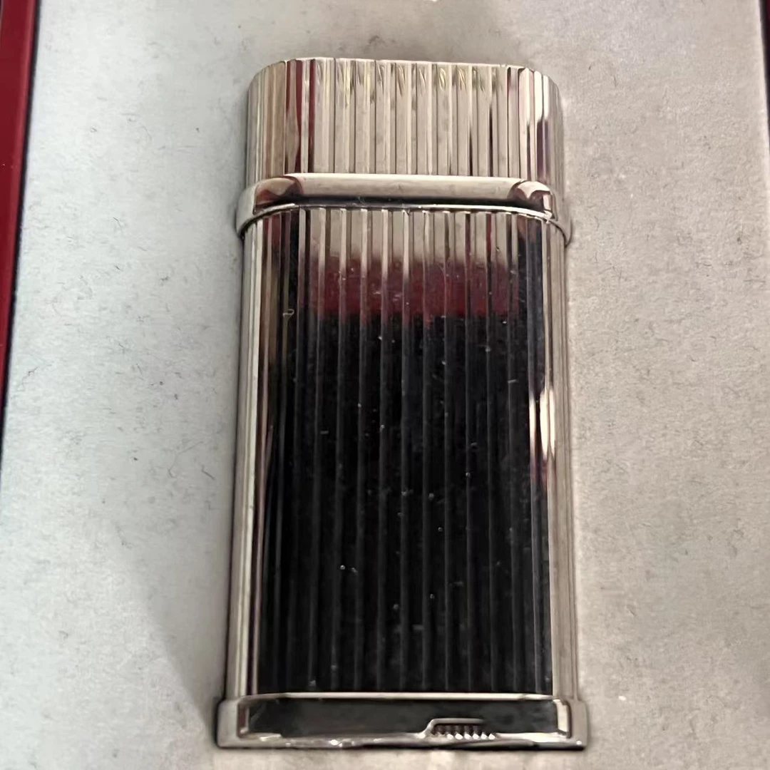 莫卡直播间专用中古打火机(生日快乐银竖条纹）