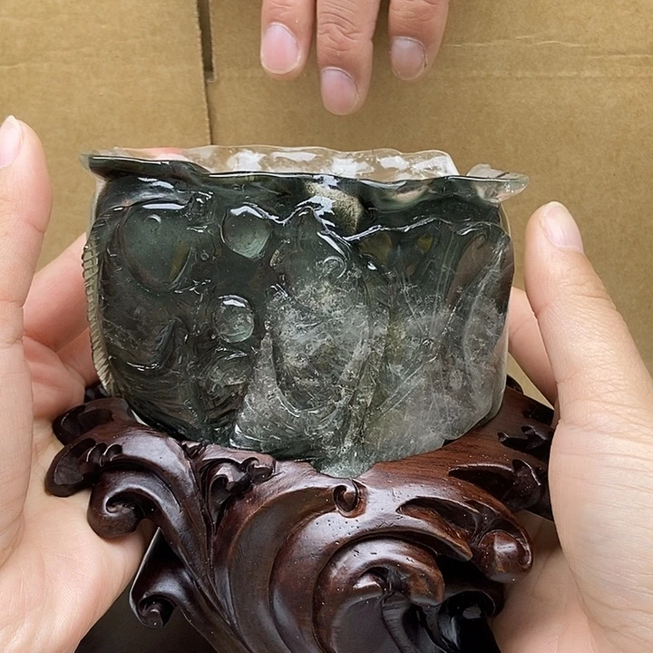 银***区水晶未镶嵌大型摆件（非配饰）