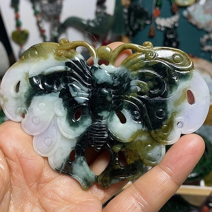 翡翠未镶嵌吊坠(赠链)