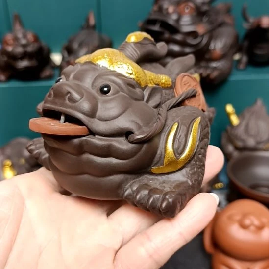 茶宠紫砂纳福金蟾茶宠摆件