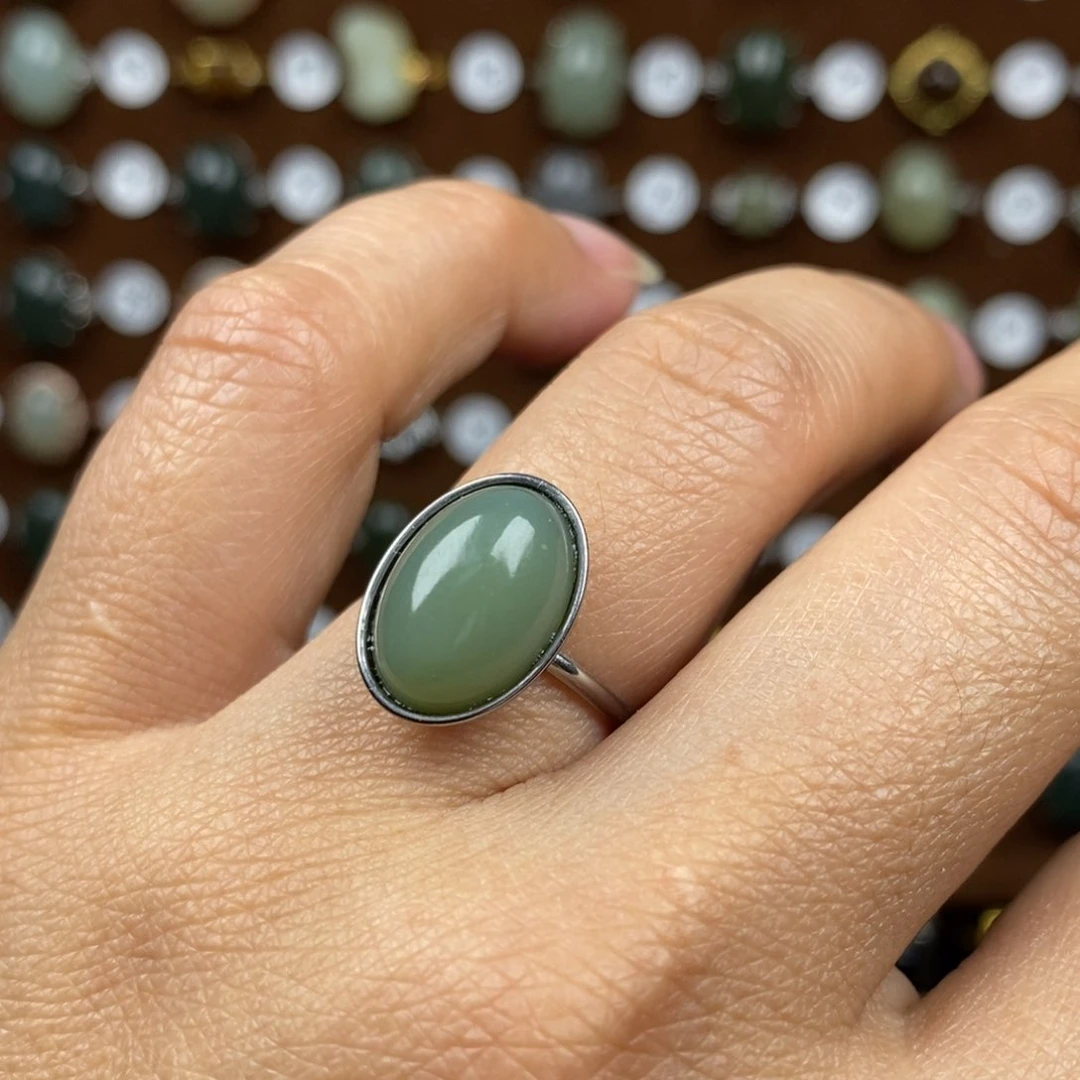 和田玉（青白玉）戒指合金