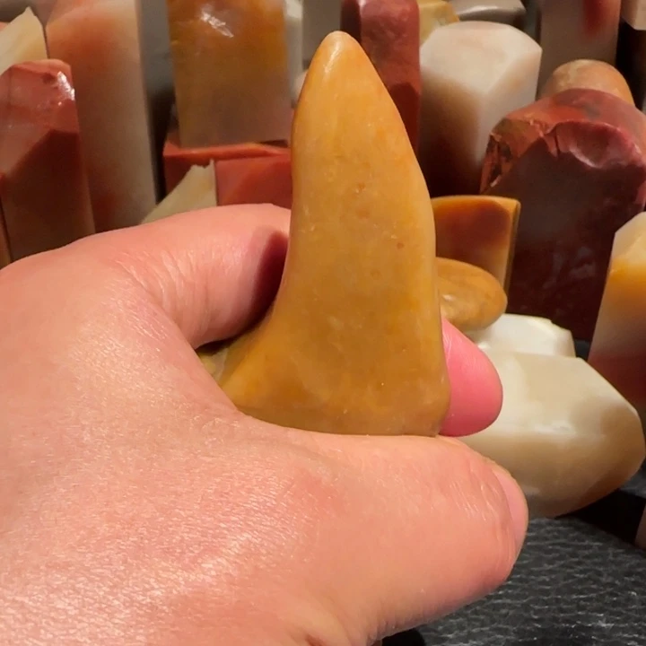 老挝石籽***u田黄原石，